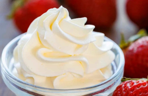 Propylene glycol in whipped toppings